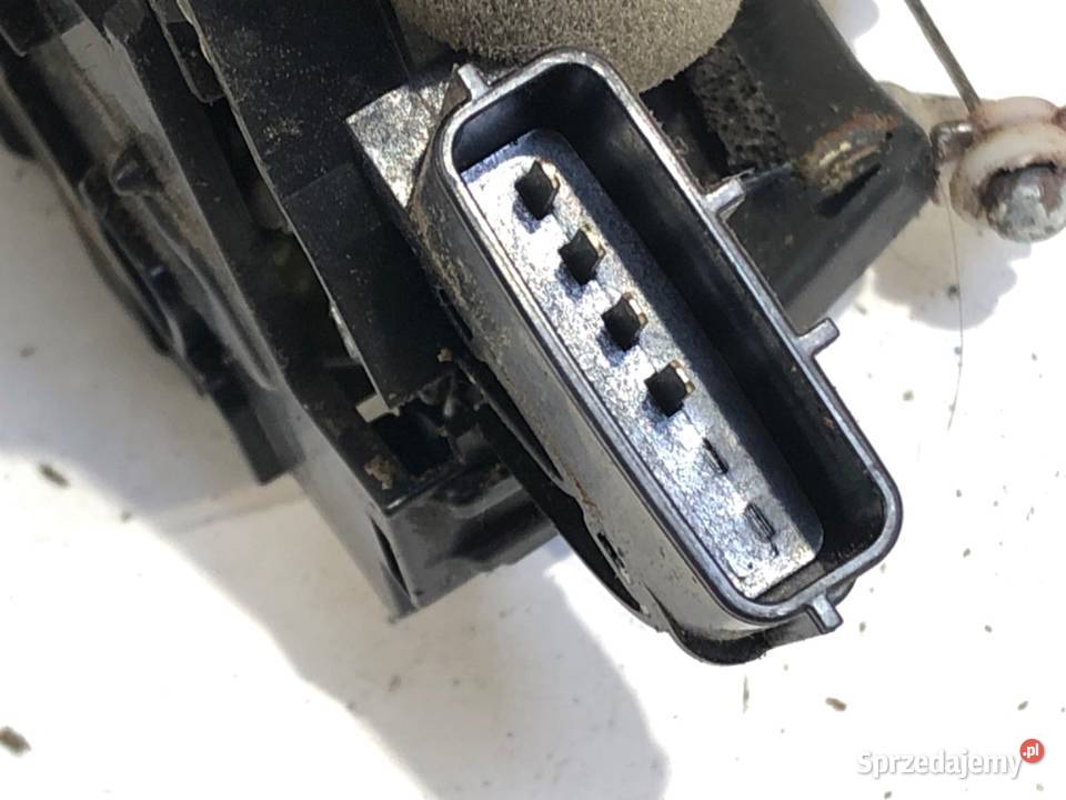 ZAMEK DRZWI LEWY PRZÓD NISSAN JUKE F15 Crossover osobowe