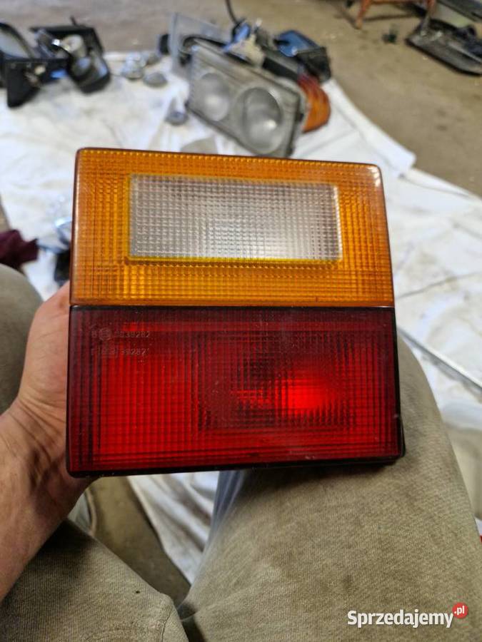 Audi 80 b2 lampa tylna osobowe Lampy tylne Legnica