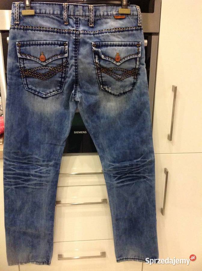 Spodnie Jeans Męskie CIPO BAXX L j nowe Rozmiar L Nowa Sól