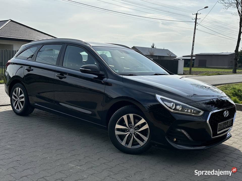 Hyundai i30 16 Crdi kamera Led 150000km Wieluń