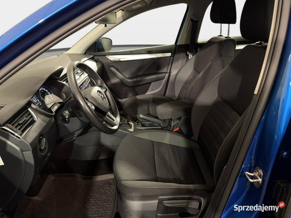 koda Octavia VAT 23 Ambition 15TSI 150 DSG światła LED Myślenice