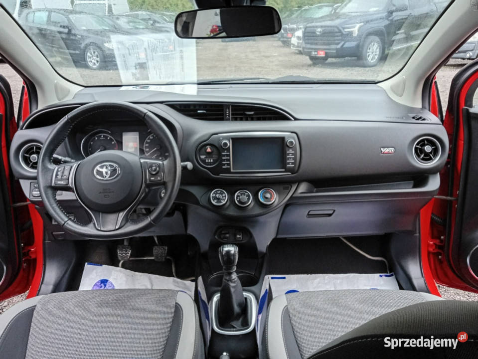 Toyota Yaris III 20112019 gniazdo AUX lubelskie Janów Lubelski
