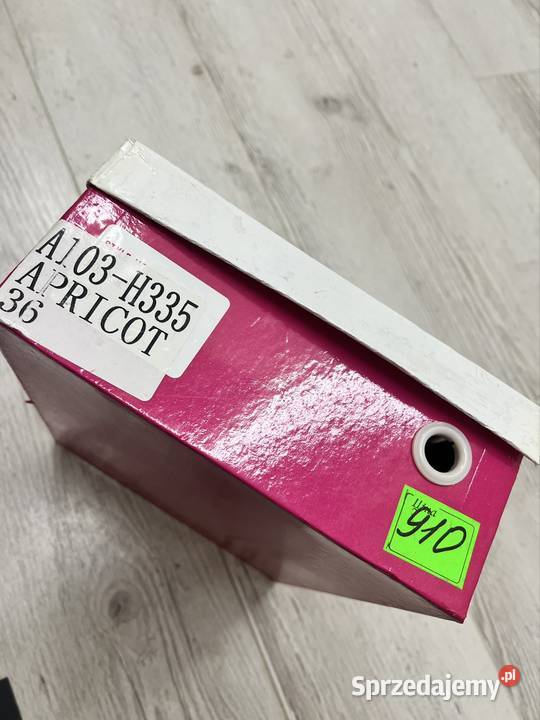 Szpilki z krzystałkami Warszawa