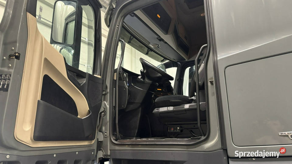 Mercedes Actros LS E6 180t elektryczne lusterka