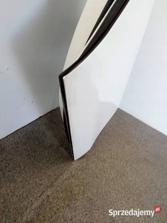 DRZWI PRAWE TYŁ SEDAN 149 MercedesBenz Eklasa V