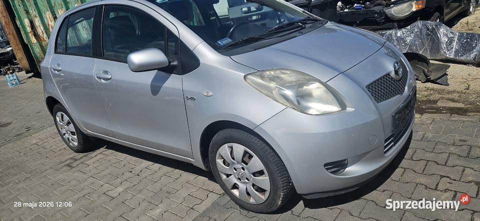 Zderzak przedni przód Toyota Yaris II przedlift Słońsk