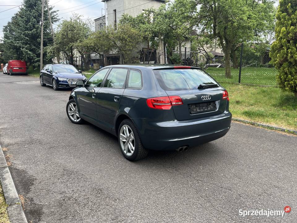 Audi A3 Sportback 14 TFSI Attraction 1390cm3 sprzedam