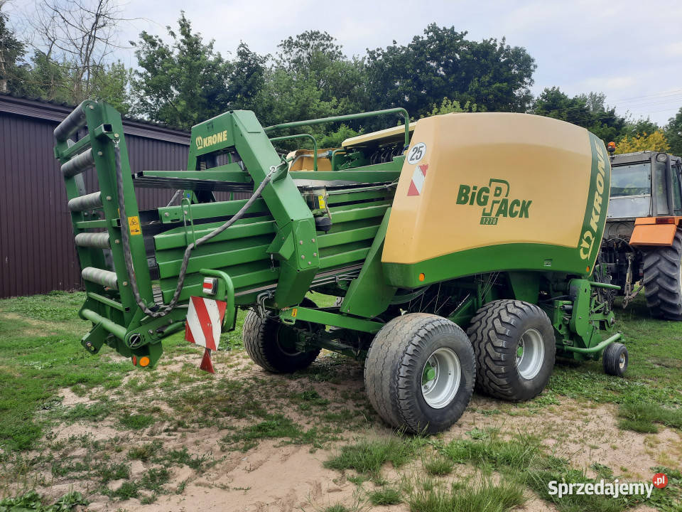 Prasa kostkująca KRONE Big Pack 1270 posiada Baliki