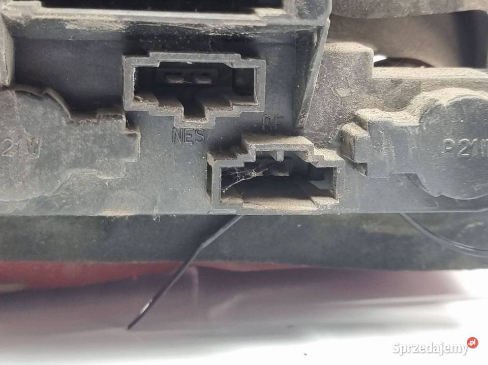 LAMPA PRAWA TYŁ VOLKSWAGEN GOLF IV Lipno