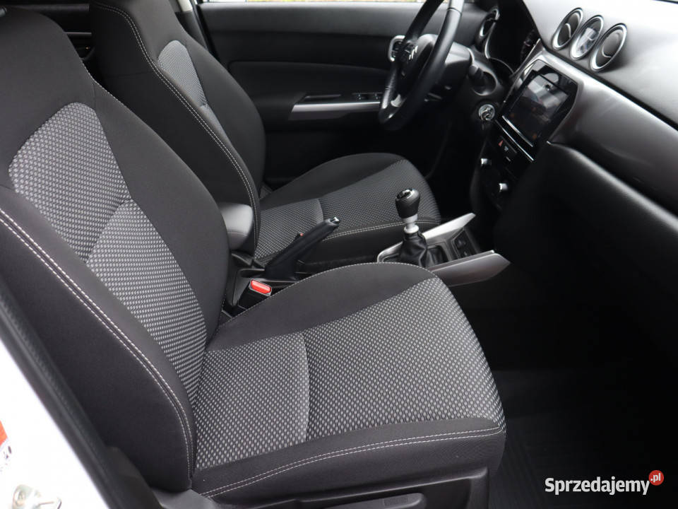 Suzuki Vitara 14 BoosterJet światła do jazdy dziennej dolnośląskie Bielany Wrocławskie