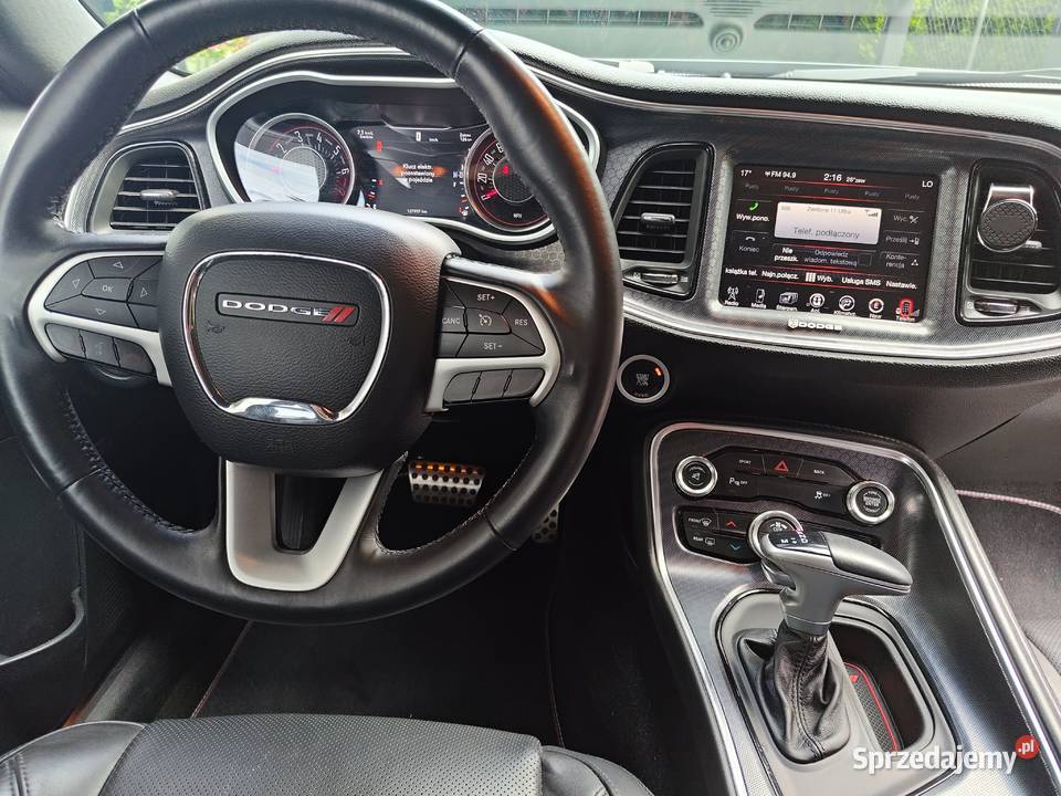 Dodge Challenger SXT Plus niski przebieg ładny Lębork