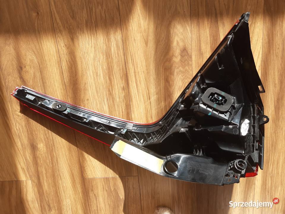 Lampa tylna lewa Volvo XC60 II 2018r Wałbrzych