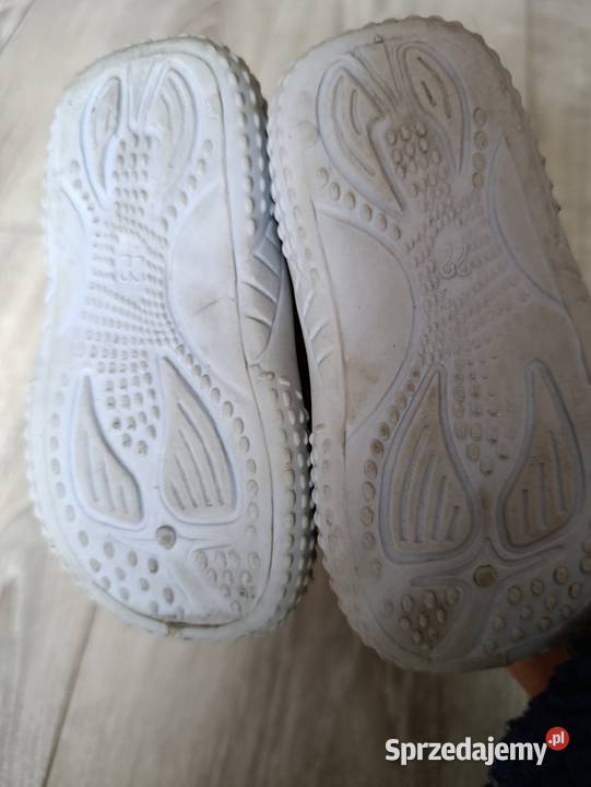 kapcie buty dziewczęce rozmiar 22 długość wielkopolskie sprzedam