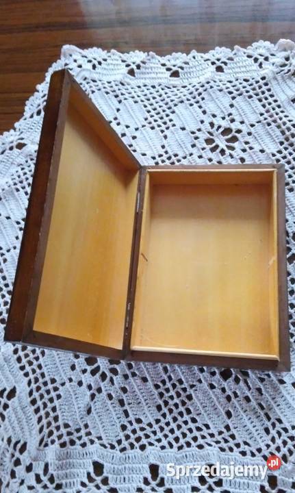 Szkatułka drewniana na biżuterię Nakło nad Notecią