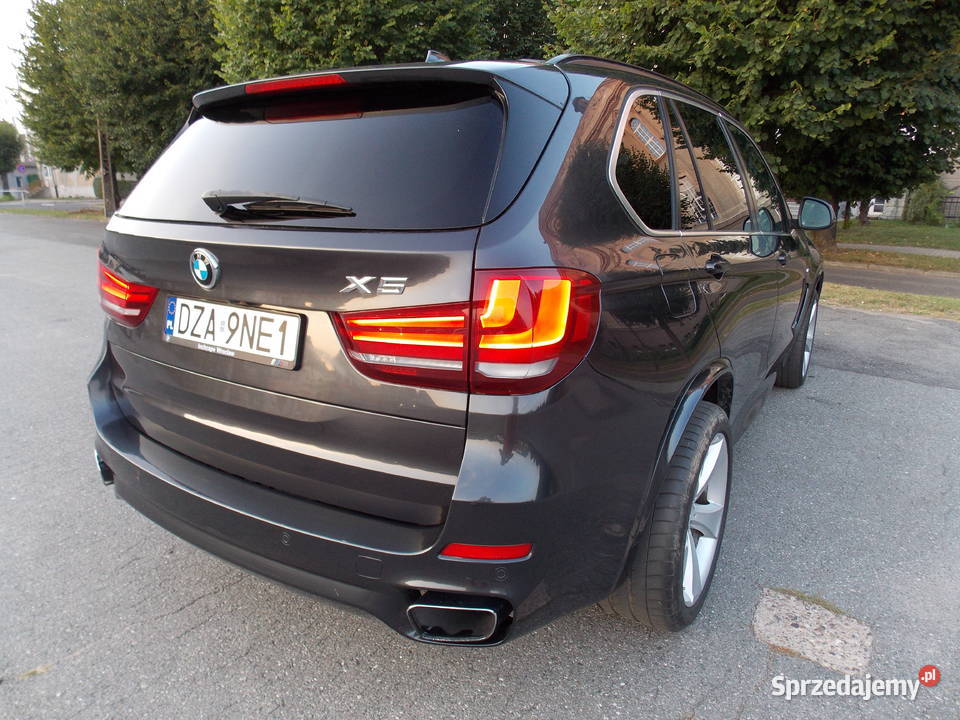 Mpakiet Komforty Asystenty HUD Dociągi Keyless system Start-Stop