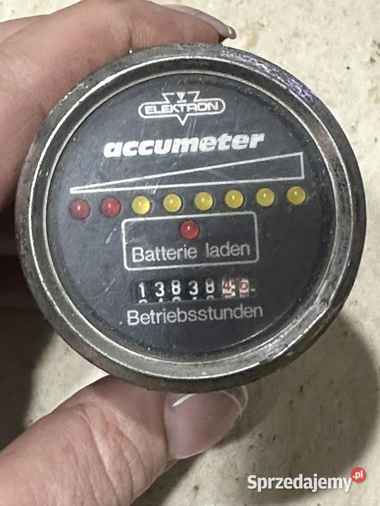 Licznik naładowania baterii ACCUMETER 24V Antonie sprzedam