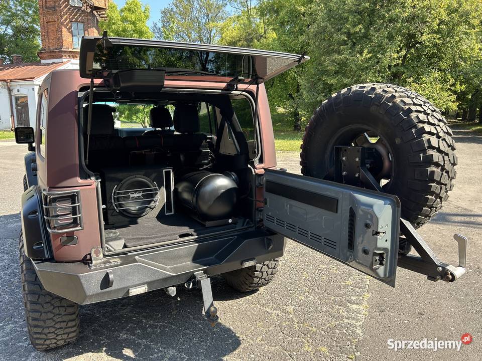 Jeep Wrangler V8 64 HEMI 470 Chełm