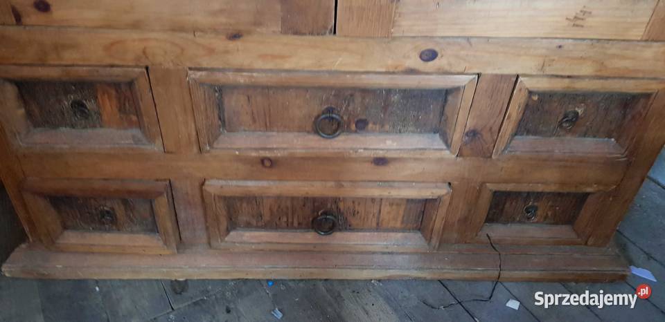 Szafa na wino Stara winiarka Kłodzko