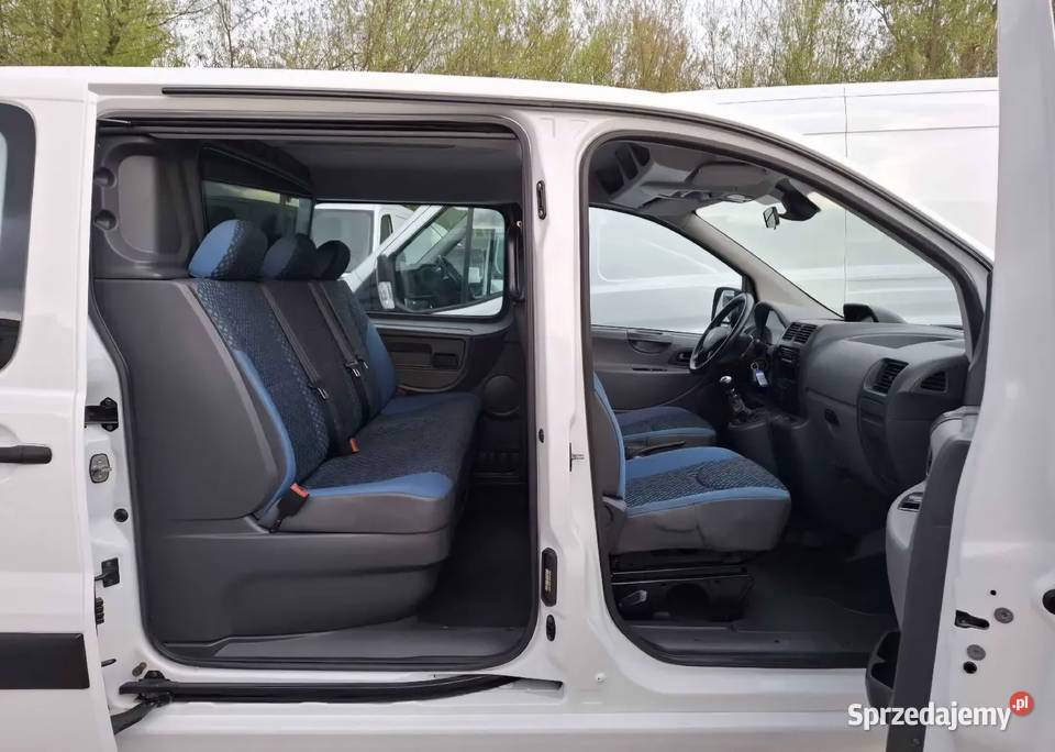 Fiat Scudo 2009 LONG DUBEL KABINA 5OSÓB KLIMA Rok produkcji 2009 Radom