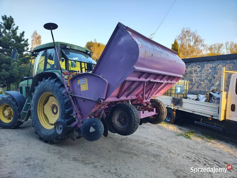Sadzarka REMPRODEX z bunkrem zasypowym wersja Agco Trzyciąż