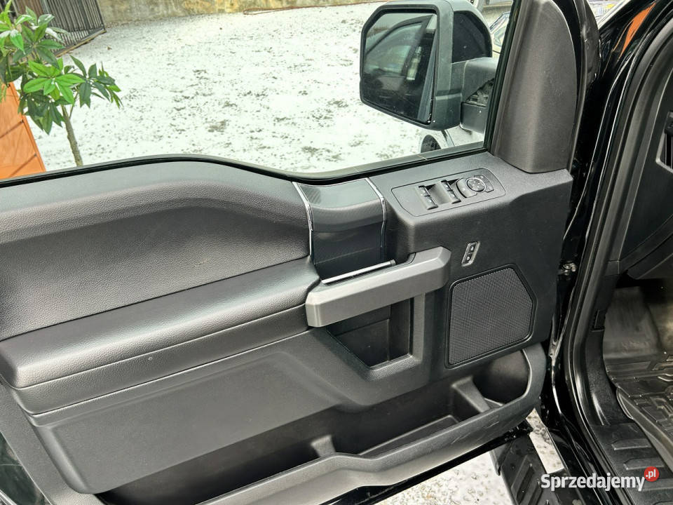 Ford F150 4x4 LED HAK Martwe Pole Grzane Fotele Bydgoszcz
