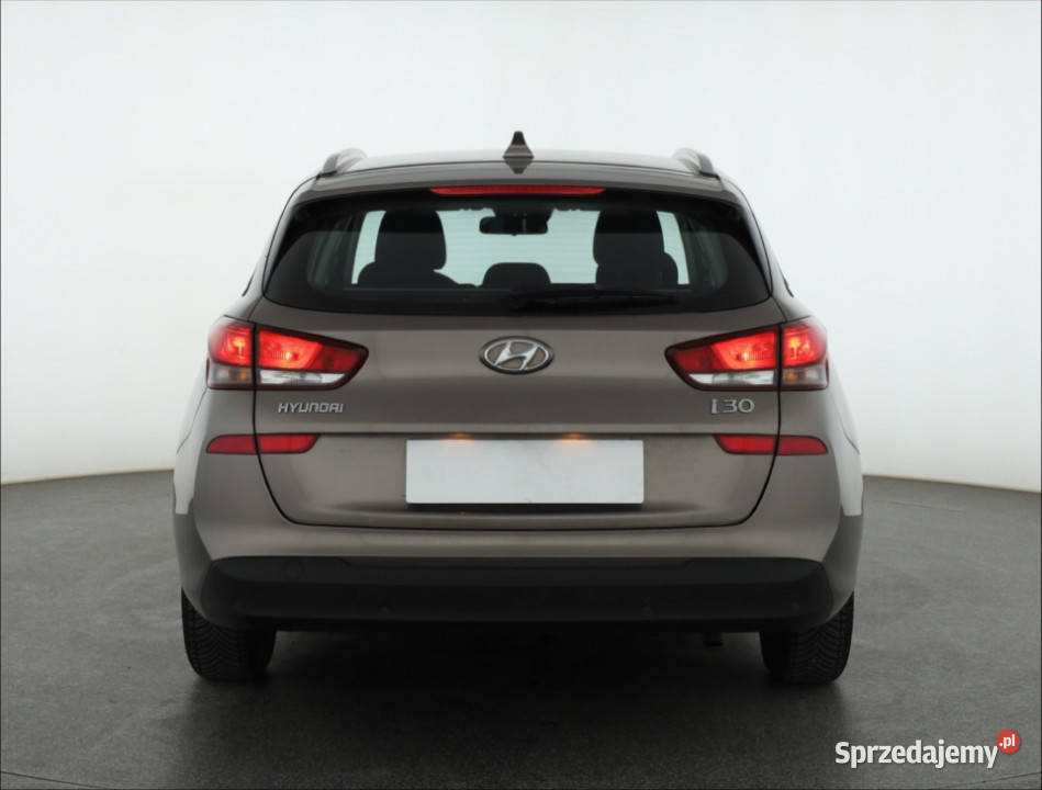 Hyundai i30 10 TGDI Rok produkcji 2021 Piaseczno