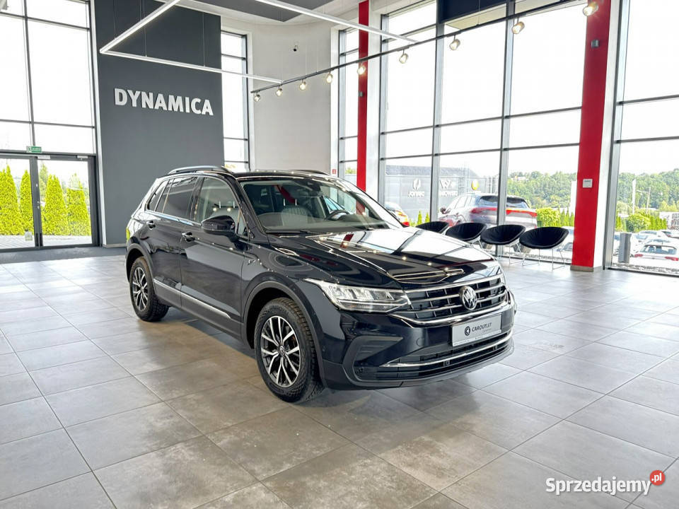 Volkswagen Tiguan Life 15TSI 150 DSG 2023 r lakier metallic małopolskie Myślenice