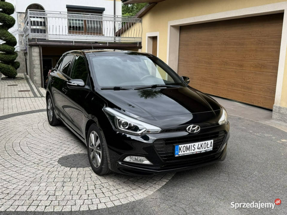 Hyundai i20 Panorama Led Navi Super Stan
