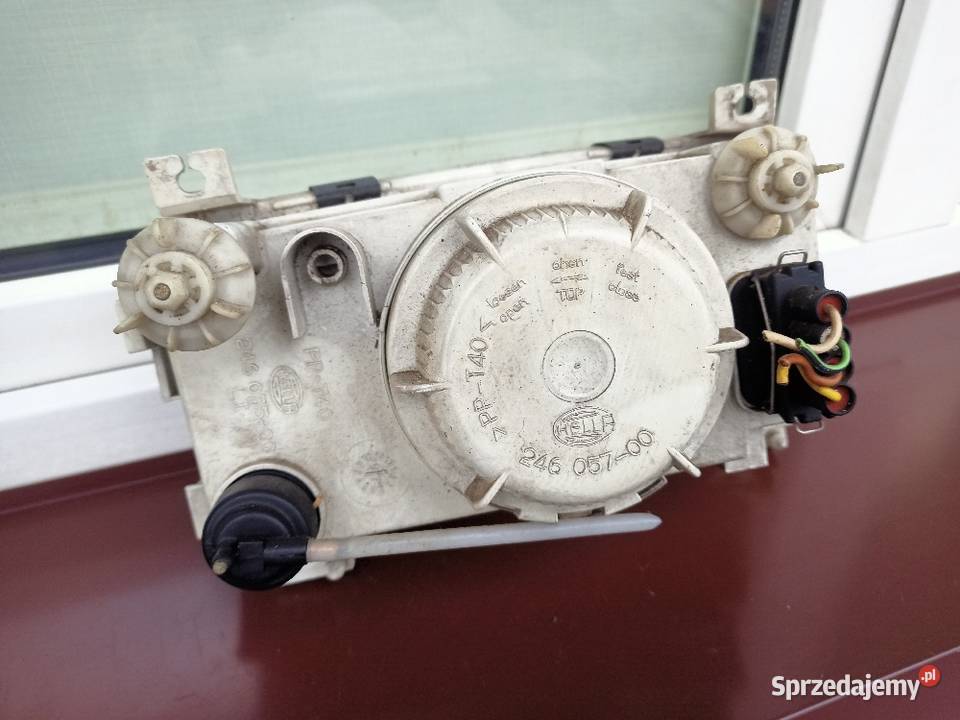 Skoda Felicia lampa przednia lewa reflektor Sieradz