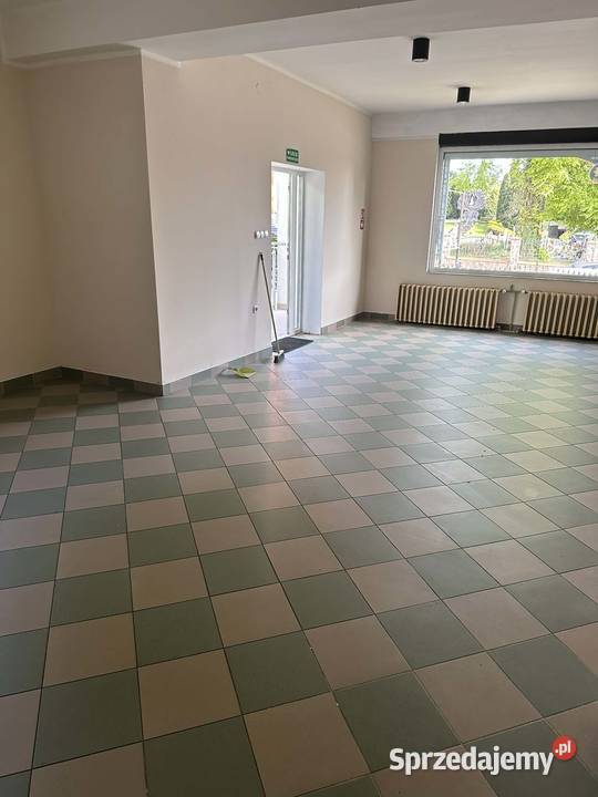 lokal 80 m2 z działką 600m2 Gniewino