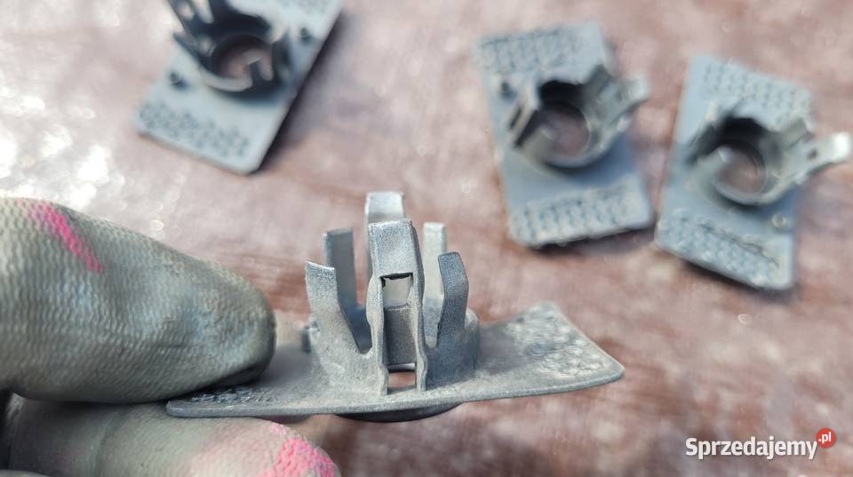 MERCEDES VITO AMG W447 UCHWYT KOSZYK MOCOWANIE Karoseria Ruda Śląska