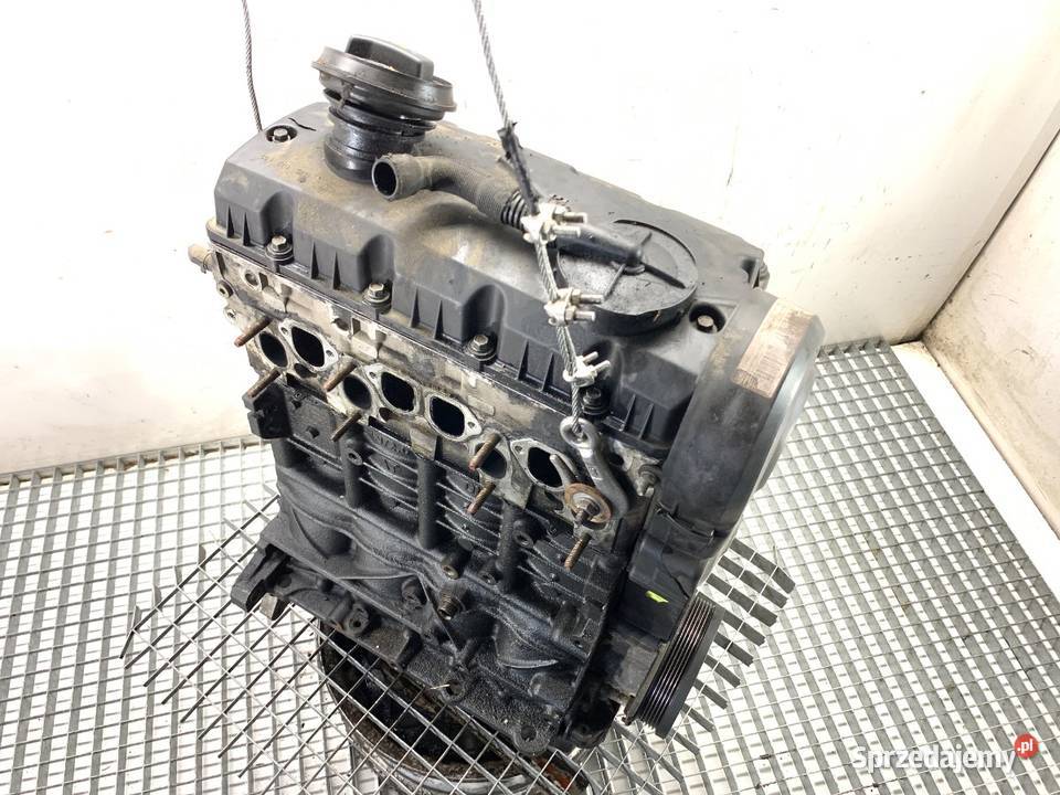 SILNIK VW 19 105 BKC 0310 GOLF V