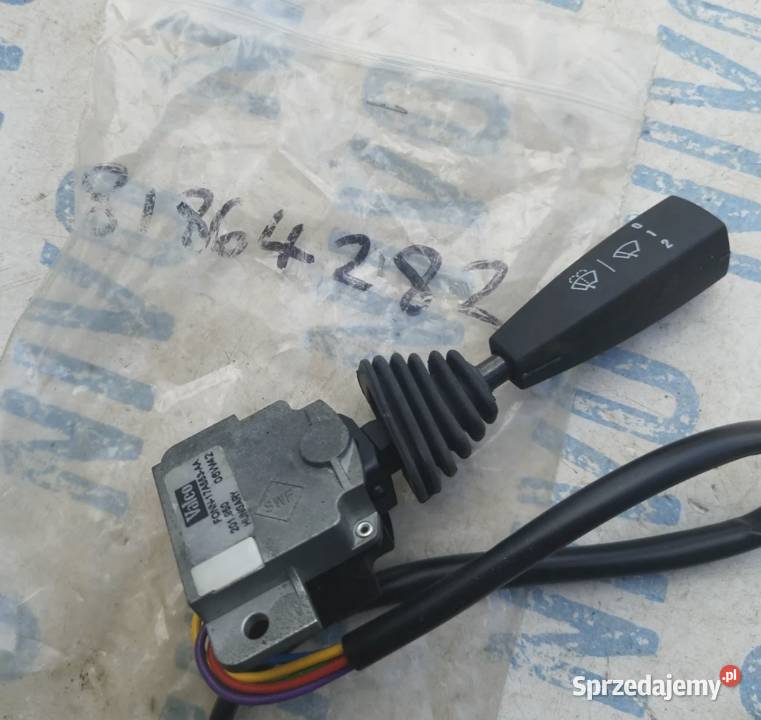 Przełacznik wycieraczek 81864282 ciagnik holland Łowicz