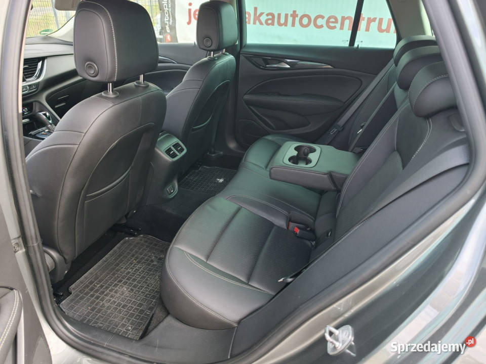Opel Insignia Sports Tourer Automat ful B 2017 mazowieckie Lipówki