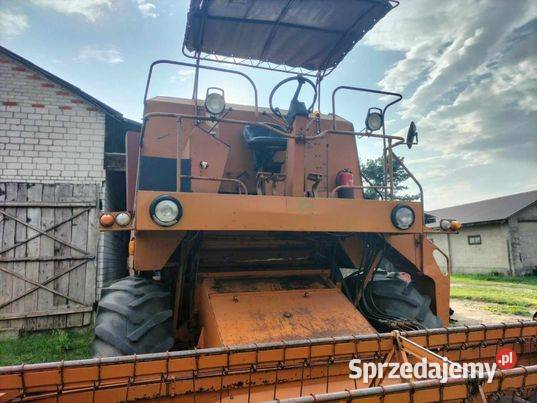Sprzedam kombajn zbozowy Sawin