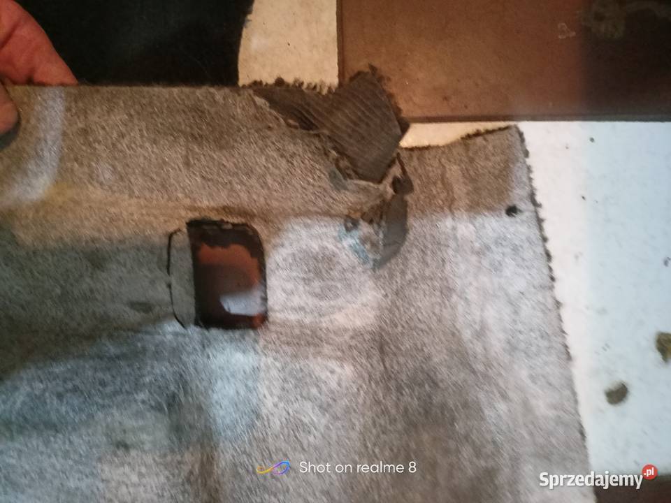 Mercedes 190 W201 wykładzina podłogowa czarna