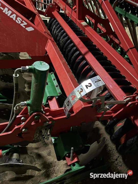Sprzedam agregat siewny agromasz Białynin