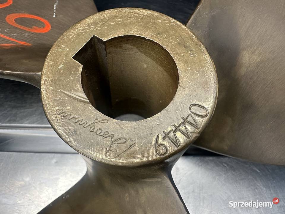 Śruby mosiężne napędowe do Łodzi Warszawa