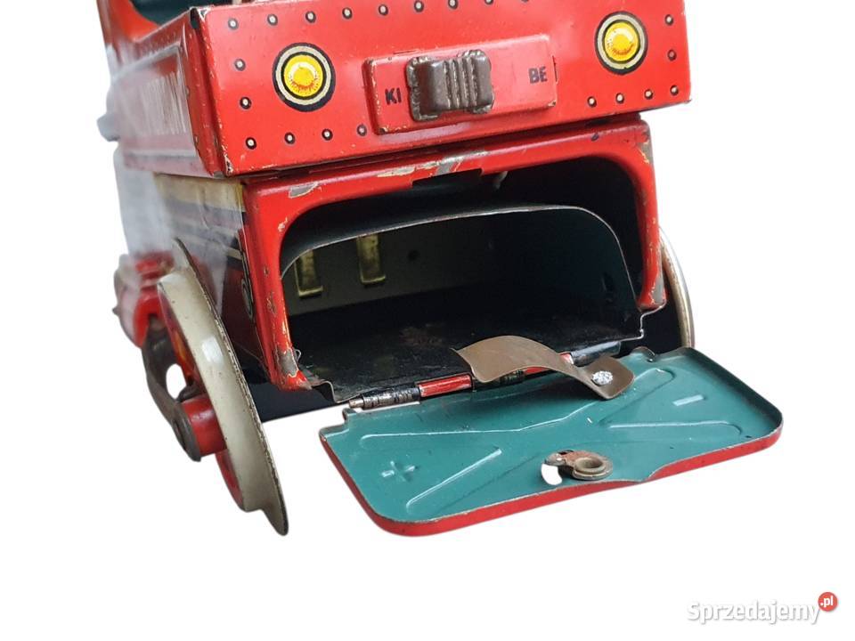 Stara blaszana lokomotywa produkcja węgierska Cieszyn