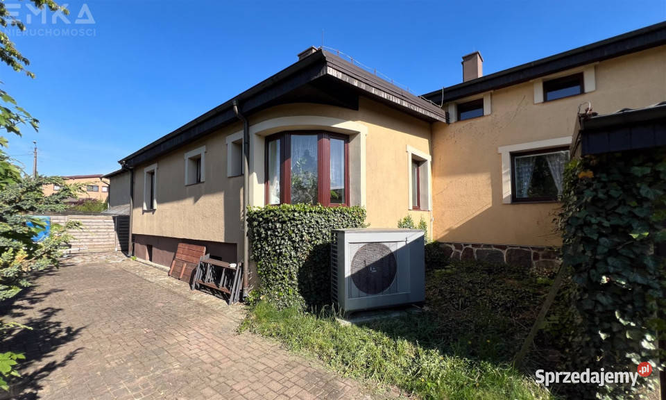 Dom wolnostojący Rogowo 260m2 do zamieszkania sprzedam