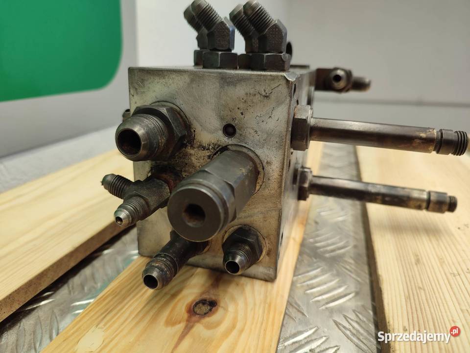 Blok hydrauliczny Massey Ferguson 9407 7210001 wielkopolskie sprzedam