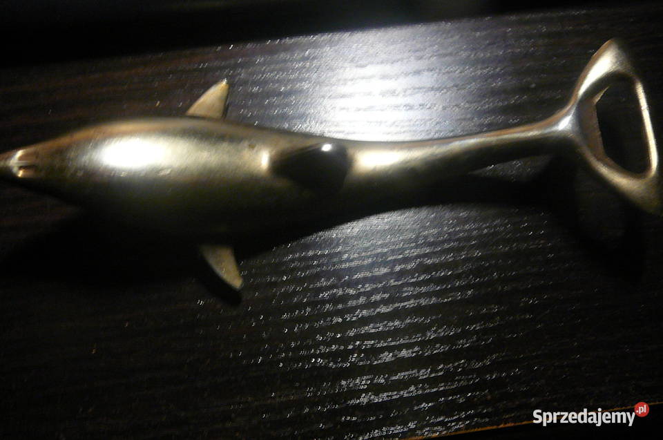 Otwieracz do butelek stary duży Delfin metal PRL Wrocław