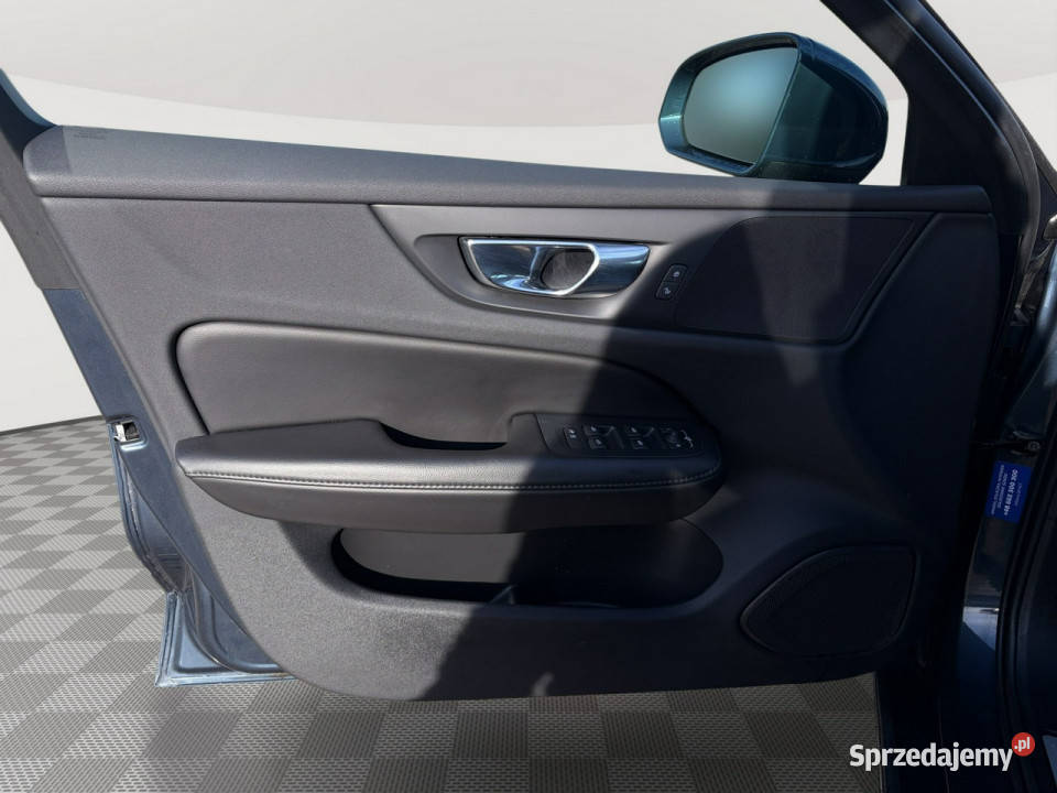 Volvo V60 WD6013SB4 D Momentum Pro Kcofania ABS sprzedam