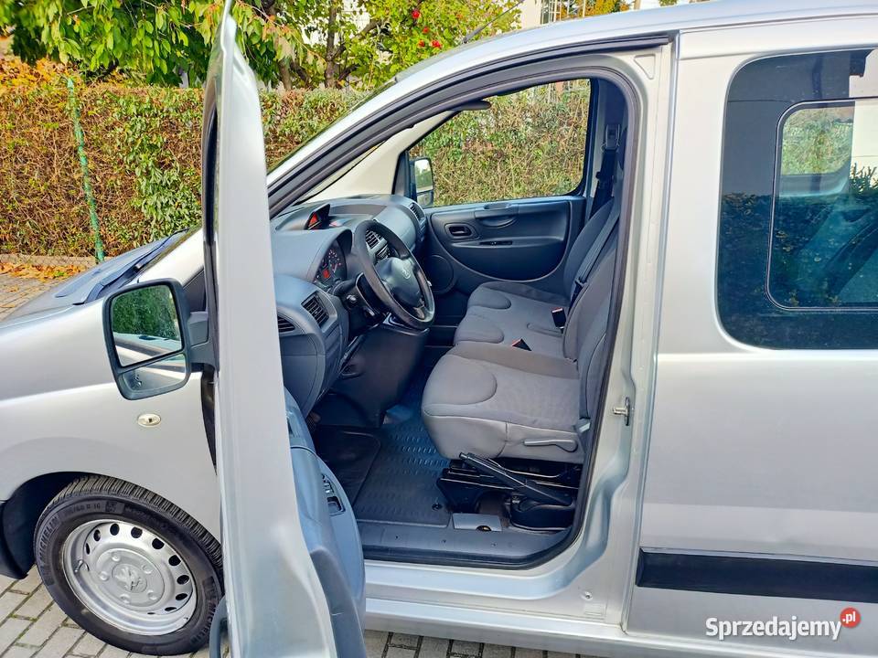 Peugeot Expert 20 HDI 9 osobowy Super Stan Motoryzacja Biała Nyska sprzedam