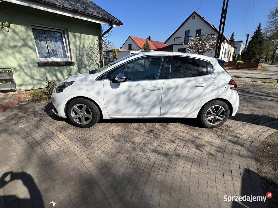 Peugeot 208 16 bluehdi 2017 260 tkm ASR (kontrola trakcji) Leszno sprzedam