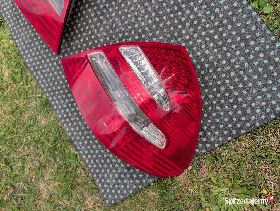 Lampy tylne MercedesBenz W211 przed lift osobowe Trzcianka sprzedam