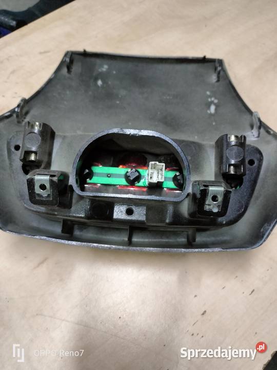 Piaggio x9 500 lampa stop plastik Pozostałe łódzkie Łubno