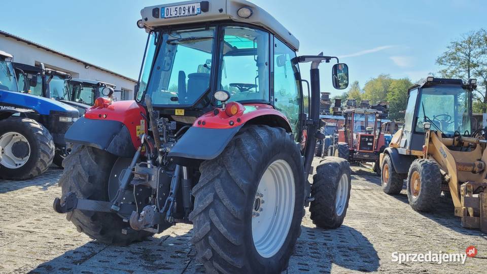 Massey Ferguson 5611 traktor rolniczy Zaklików