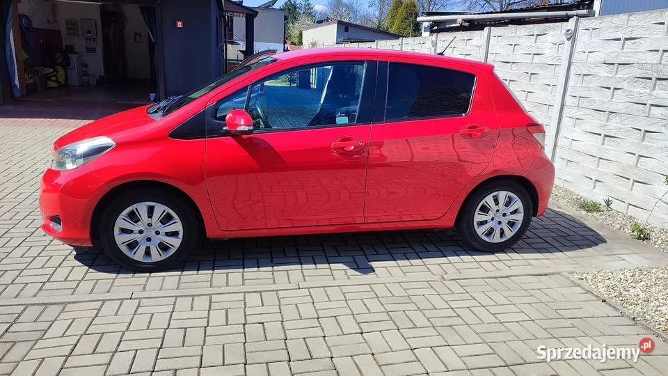 Toyota Yaris 3 133 VVTI 99 LPG SALON Zabrze