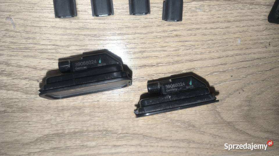 Lampki oświetlenia tablicy rejestracji 39068024 Zabrze